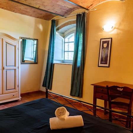 Villa Le Beringhe - Wine Pool & Relax Colle Val D'Elsa Exterior photo