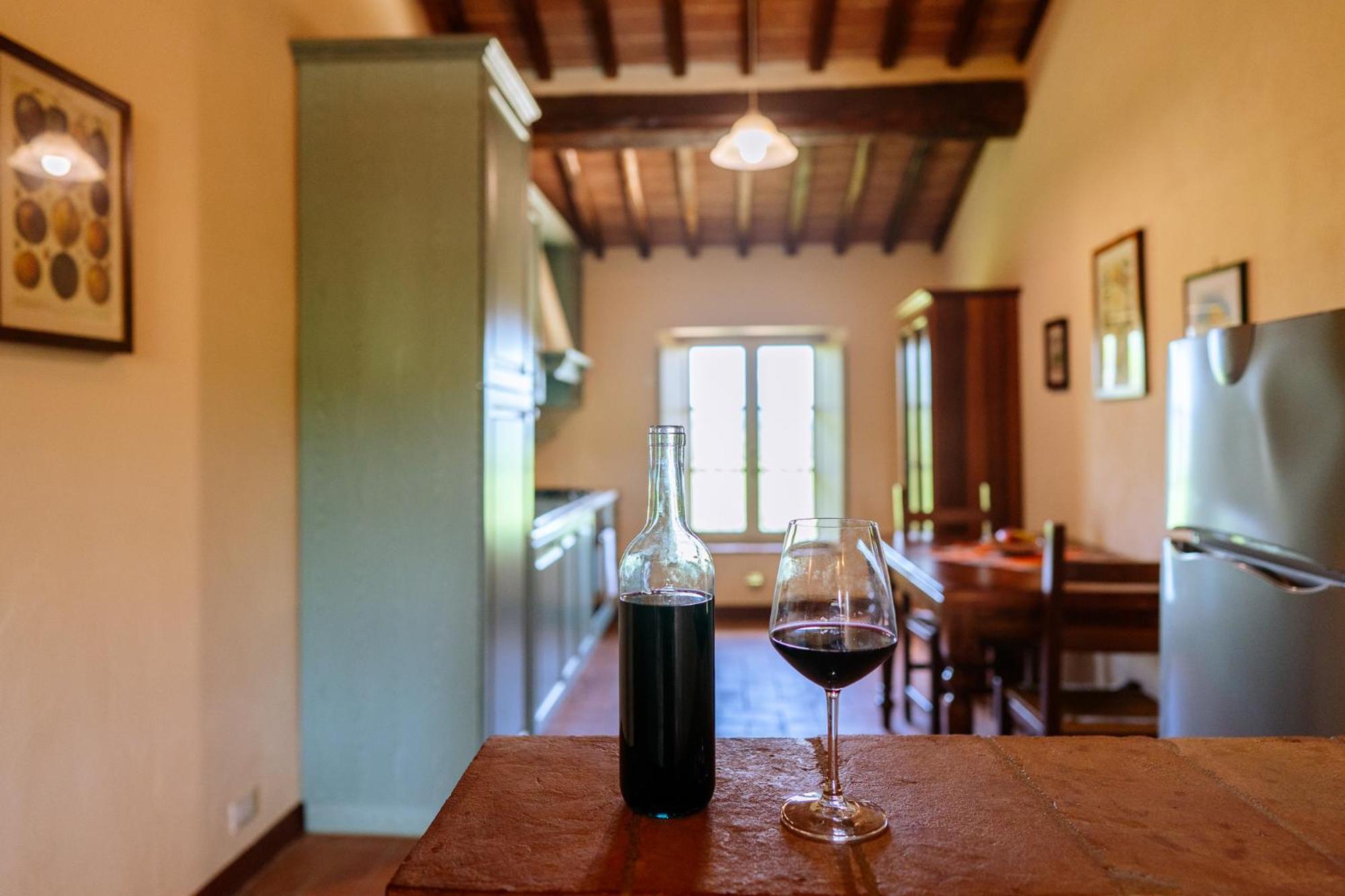 Villa Le Beringhe - Wine Pool & Relax Colle Val D'Elsa Exterior photo