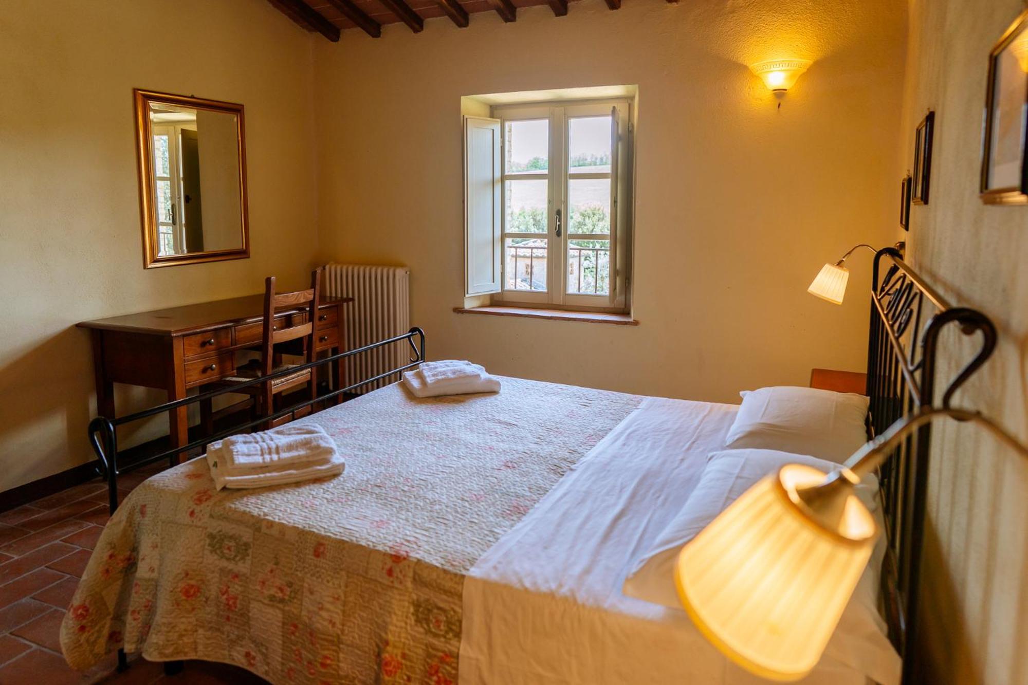 Villa Le Beringhe - Wine Pool & Relax Colle Val D'Elsa Exterior photo