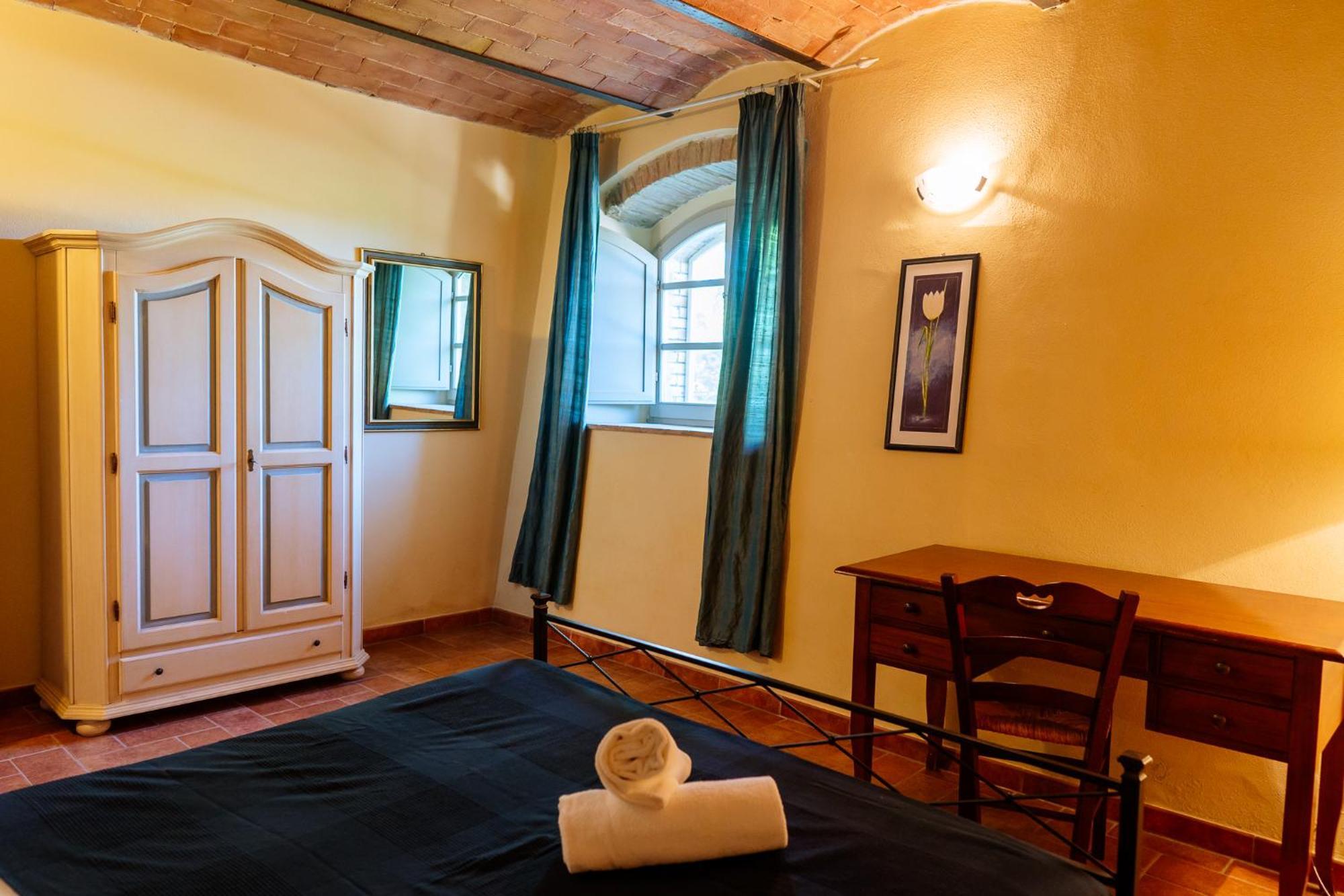 Villa Le Beringhe - Wine Pool & Relax Colle Val D'Elsa Exterior photo